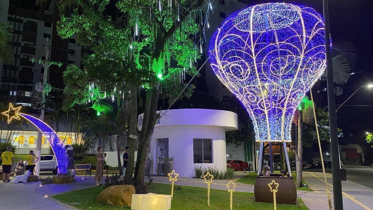 Kitnet S2 Em Torres-Rs - Na Mais Bela Praia Gaucha - Cozinha - Banheiro - Ar Condicionado - Tv Smart 32' - Wi-Fi - Estacionamento - Anfitria Superhost No Bnb Экстерьер фото